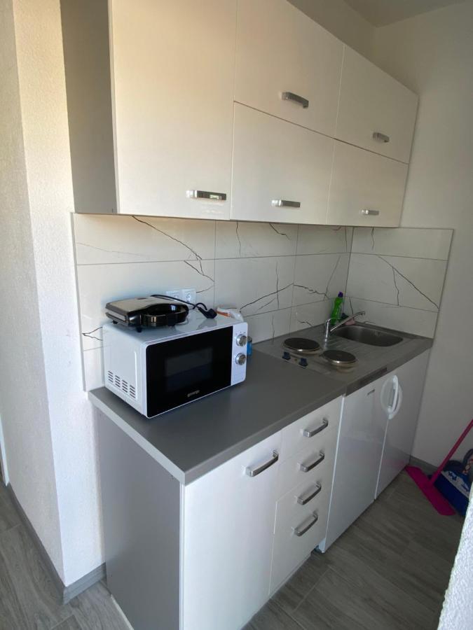 Apartmani Anita Starigrad Paklenica Exterior foto